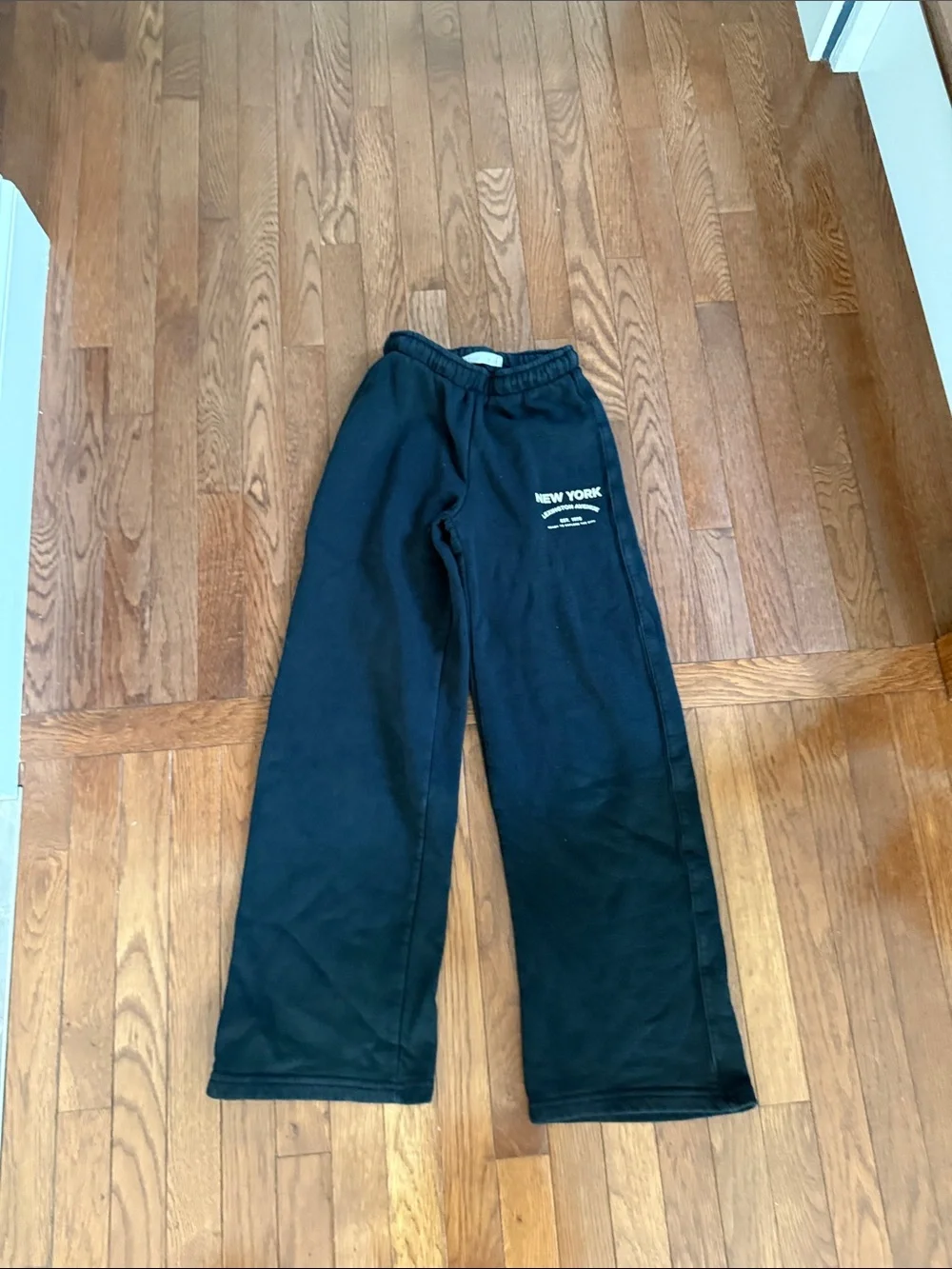 Zara Kids Black Sweatpants with 'New York' Graphic